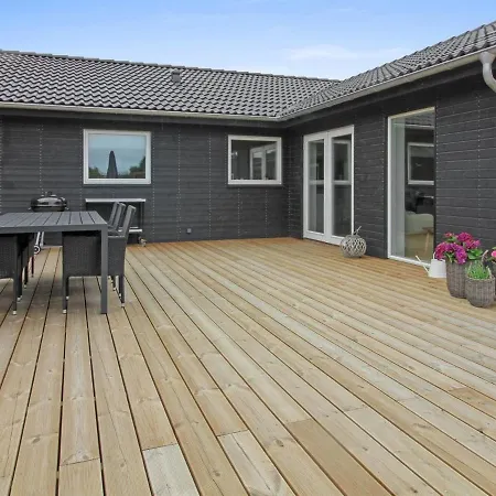 Anuk - 2-3km From The Sea In Western Jutland By Interhome Romo Kirkeby
