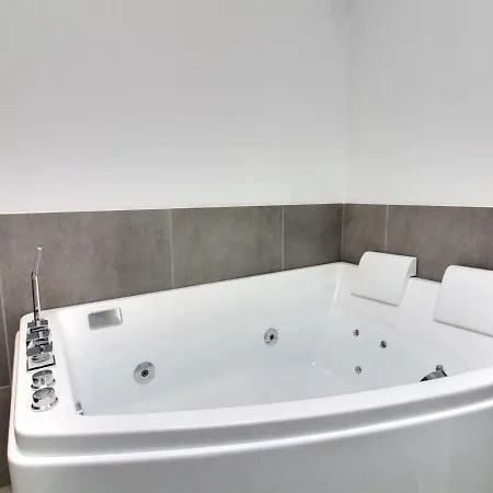 Holiday home Anuk - 2-3km From The Sea In Western Jutland By Interhome