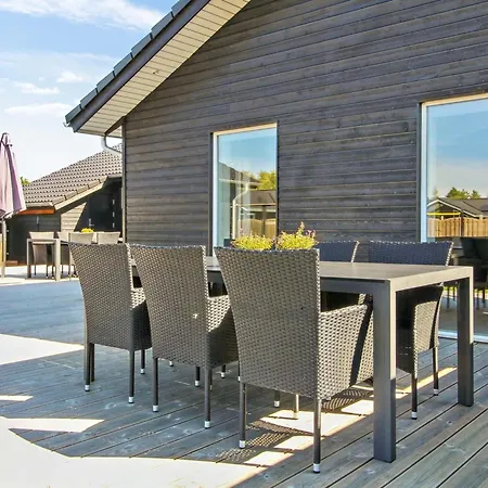 Holiday home Anuk - 2-3km From The Sea In Western Jutland By Interhome *