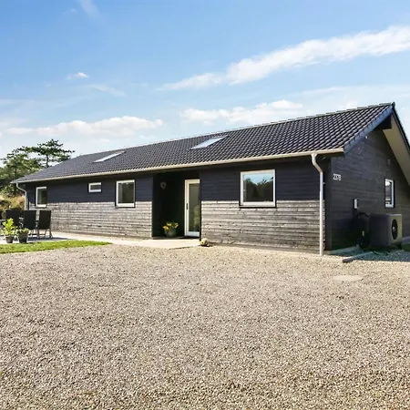 Holiday home Anuk - 2-3km From The Sea In Western Jutland By Interhome *