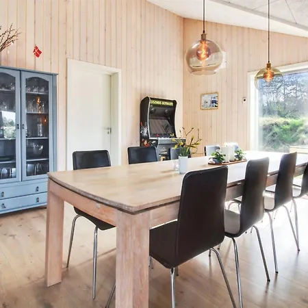 Prázdninový dům Anuk - 2-3km From The Sea By Interhome *